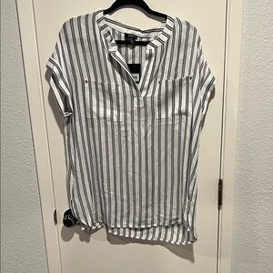 Jones New York Striped tunic